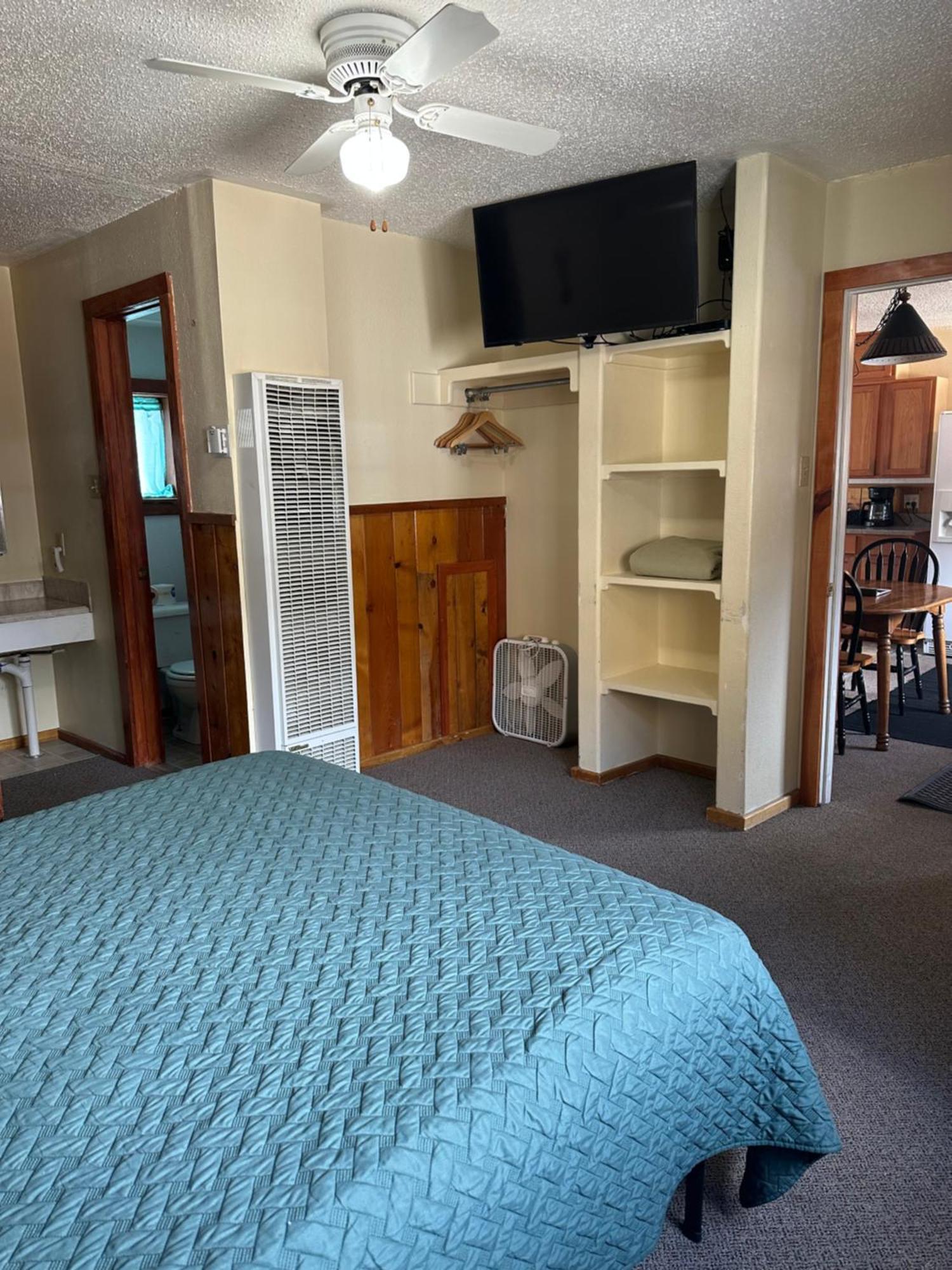 Deer Lodge レッドリバー 部屋 写真