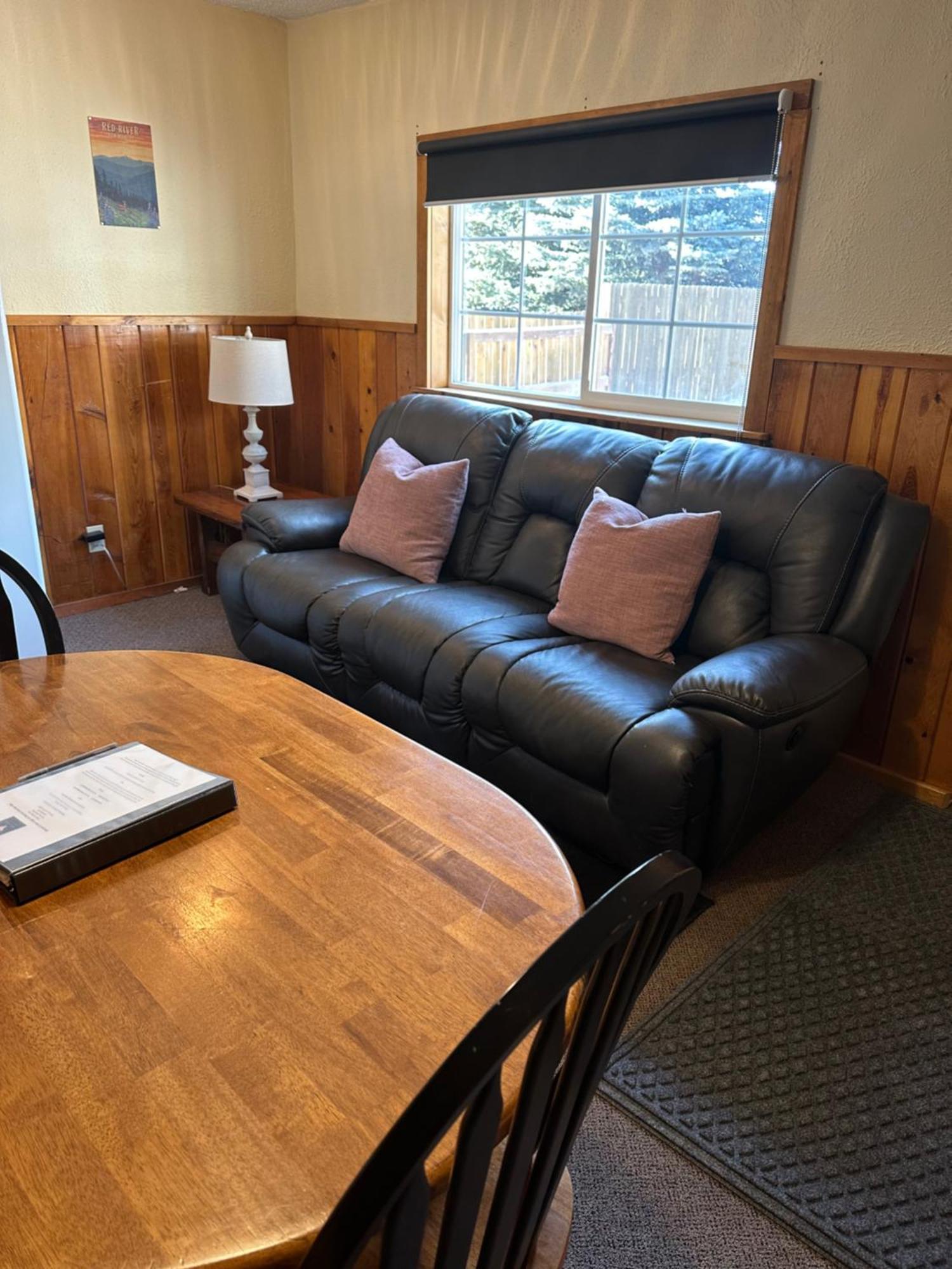 Deer Lodge レッドリバー 部屋 写真