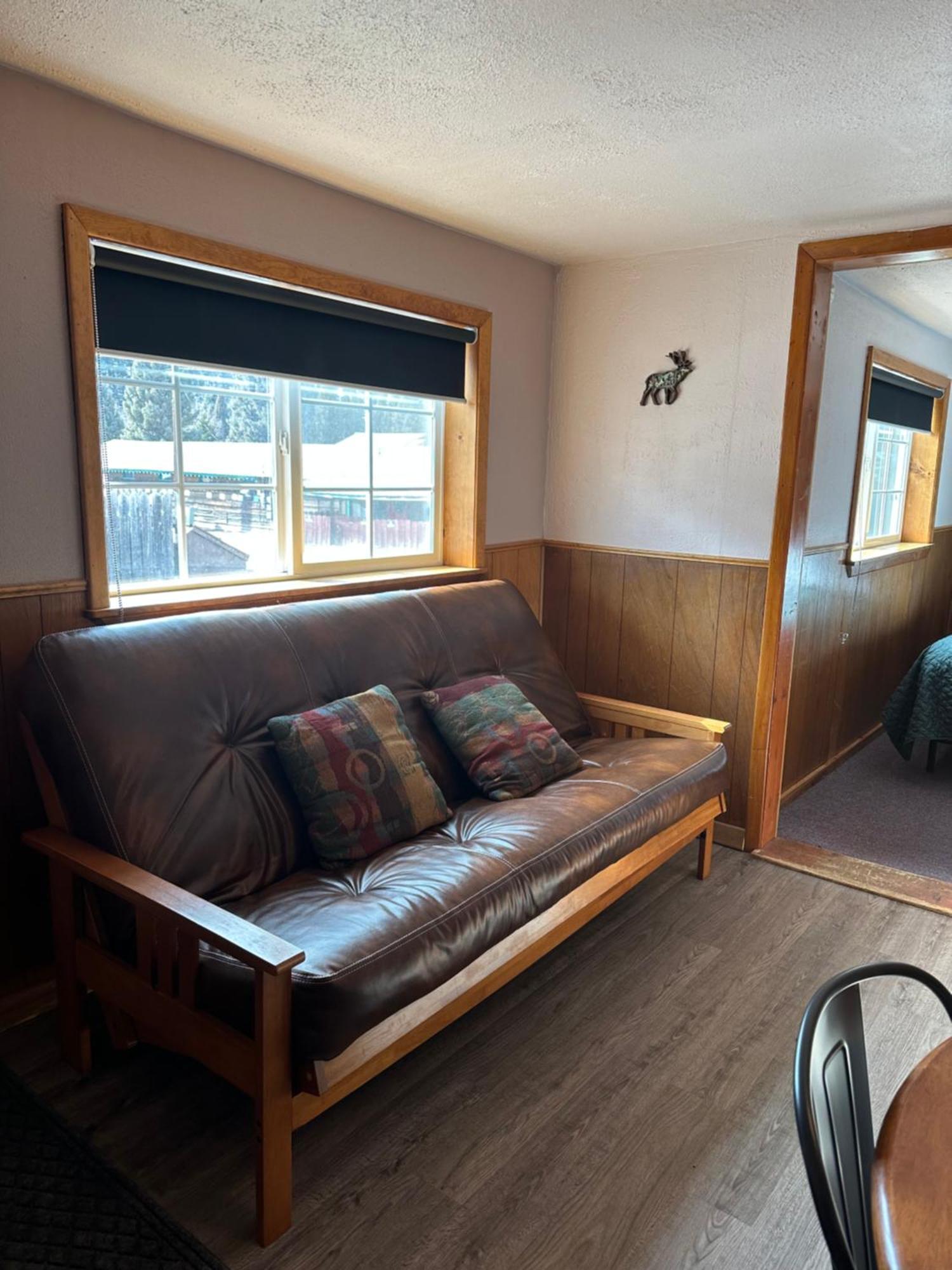 Deer Lodge レッドリバー 部屋 写真