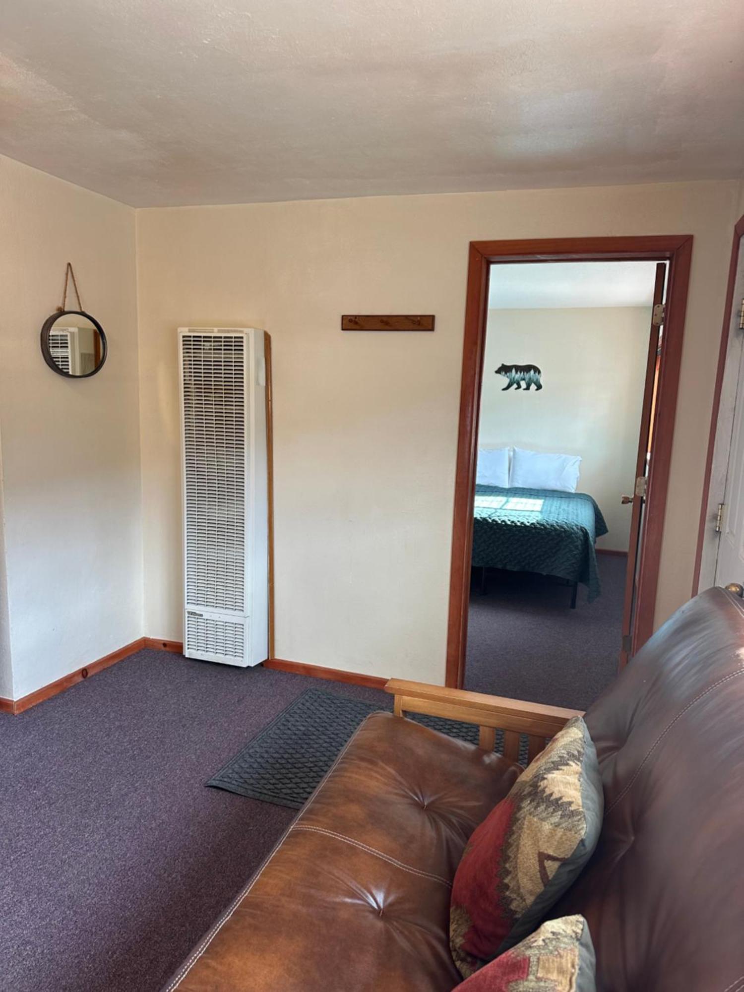 Deer Lodge レッドリバー 部屋 写真